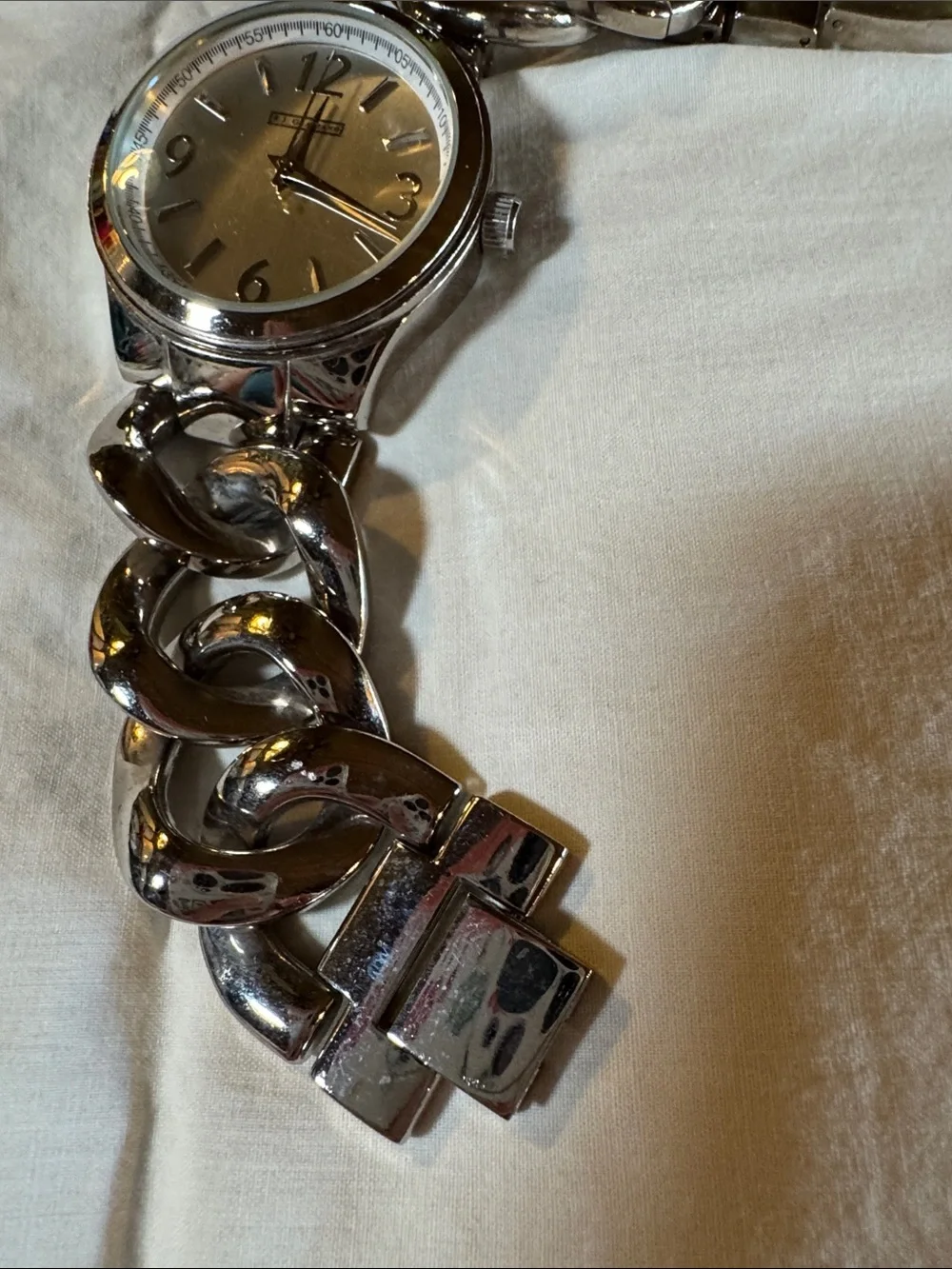 RJ Graziano Watch Womens 8” Wrist Silver Chain-Link Unisex Watch